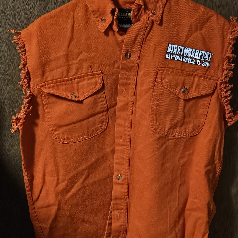 Daytona Beach 2016 Biketoberfest Sleeveless Shirt.VERY NICE QUALITY